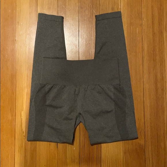 NVGTN Pants - NVGTN full length seamless leggings.